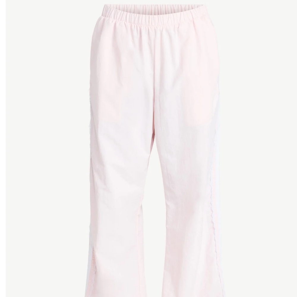 NOT FOR SALE No Boundaries Women’s Lace Side Stripe Track Pants